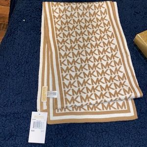 Michael Kors ladies scarf